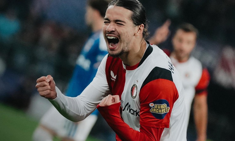 Sıcak Gündem: Feyenoord, Como'yu İtalya'ya eli boş gönderdi: Gelişmeler Takip Ediliyor