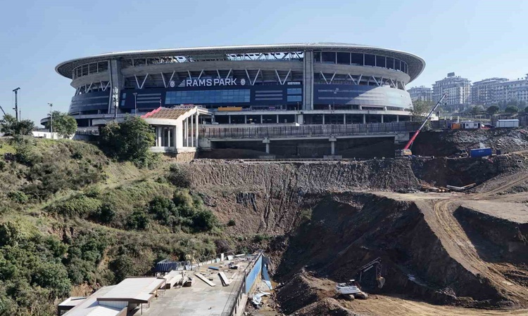 Sıcak Gündem: Galatasaray stadı çevresindeki çalışmalar sürüyor, Bakanlık olumsuzluk saptamadı - Son Dakika Bi