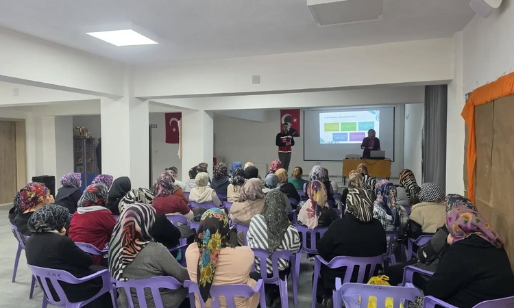 Sıcak Gündem: Gediz’de velilere okul ve aile eğitimi verildi ve Merak Edilenler