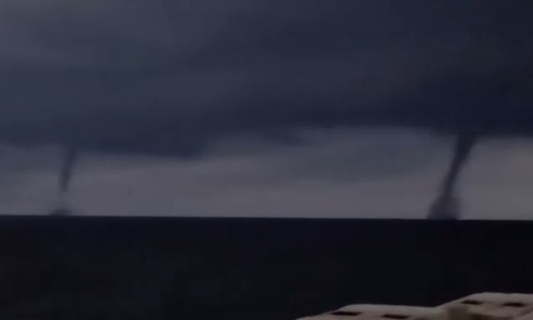 Sıcak Gündem: Hatay'da Hortum ve Heyelan: Ulaşımda Aksama ve Merak Edilenler