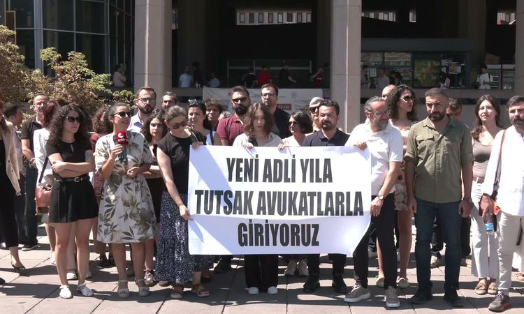 Sıcak Gündem: Hukukçu derneklerinden yeni adli yılda tutuklu avukatlar için özgürlük çağrısı ve Merak Edilenle
