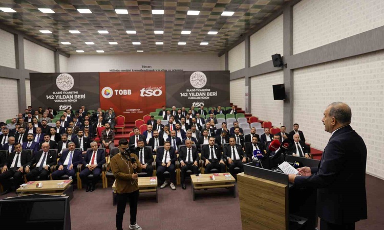 Sıcak Gündem: İdris Alan yeniden Elazığ TSO Başkanlığına seçildi, oy vermeyen üyeye de kucak açtı