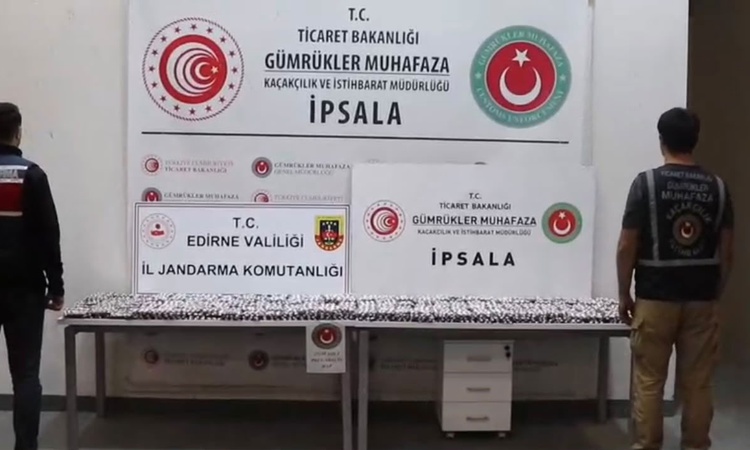 Sıcak Gündem: İpsala Sınır Kapısı'nda araçta 17 bin 121 uyuşturucu hap bulundu, sürücü hakkında tutuklama kara