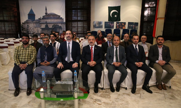 Sıcak Gündem: İslamabad Büyükelçiliğinde Türkiye Bursu kazanan Pakistanlılara oryantasyon yapıldı | İşte Tüm A