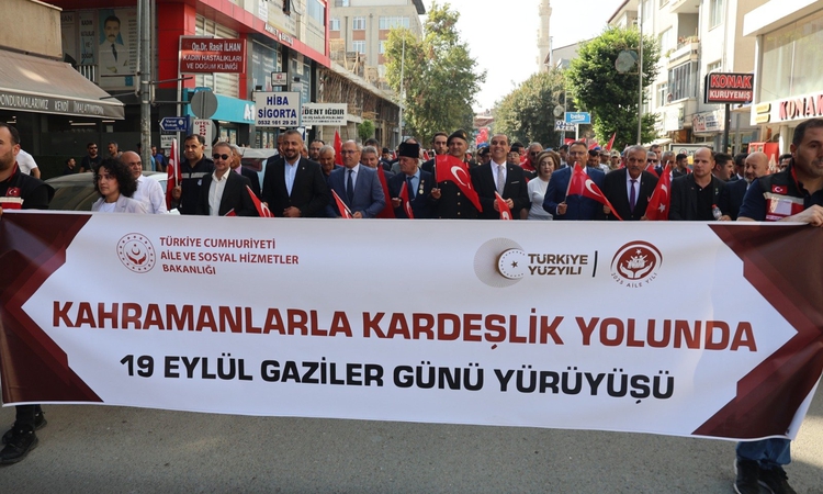 Sıcak Gündem: Iğdır’da 19 Eylül Gaziler Günü’nde dev bayraklı yürüyüş