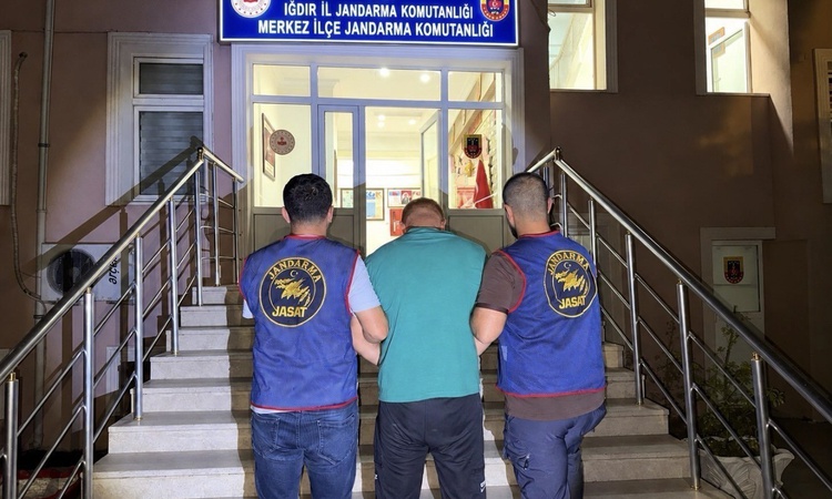 Sıcak Gündem: Iğdır'da nitelikli hırsızlıktan 11 yıl 3 gün hapis cezası bulunan M.D. yakalandı | İşte Tüm Ayrı