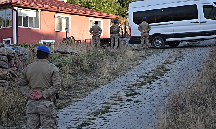 Sıcak Gündem: Kayıp Büşra bebeğin satıldığı iddiası; 6 gözaltı - Son Dakika Bilgileri
