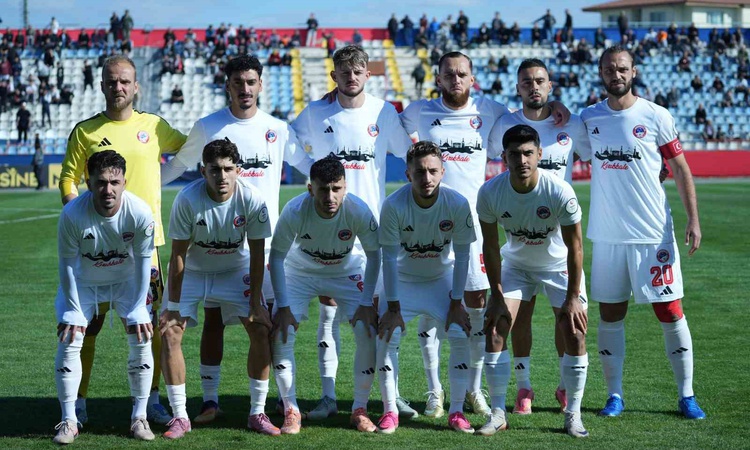 Sıcak Gündem: Kırıkkale FK, Adanaspor beraberliği sonrası futbolculara 71 bin TL ceza kesti