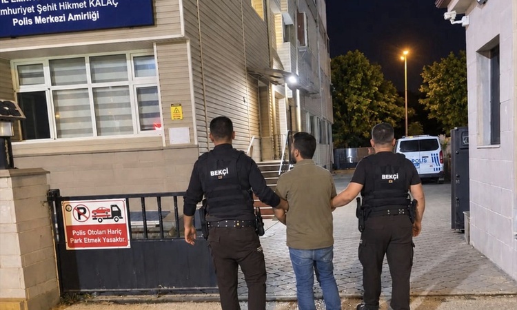 Sıcak Gündem: Kırıkkale'de hırsızlıktan 6 yıl hapis cezası olan firari, araç içinde yakalandı ve Merak Edilenl