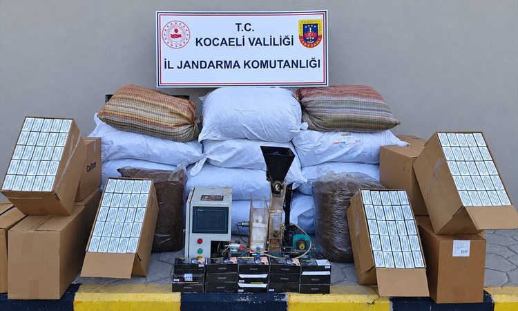 Sıcak Gündem: Kocaeli Başiskele'de 420 kg kıyılmış tütün ele geçirildi, 1 zanlı yakalanarak gözaltına sevk edi