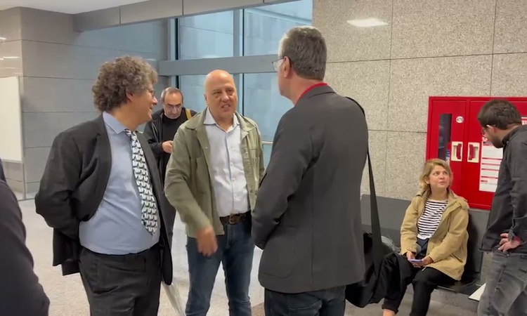 Sıcak Gündem: Komedyen Deniz Göktaş savunma yaptı: "Gösterimdeki sözlerim siyasi eleştiri ve hicivdir"
