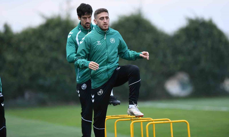 Sıcak Gündem: Konyaspor, Başakşehir maçı hazırlıklarını Murat Kurum Tesisleri'nde sürdürdü