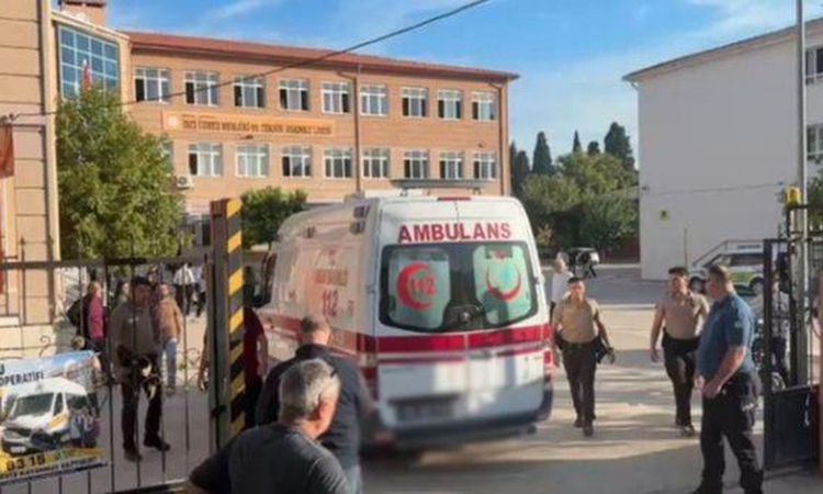 Sıcak Gündem: Manisa Turgutlu'da hangi okula saldırı oldu? ve Merak Edilenler