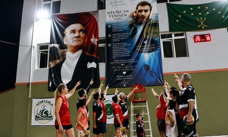 Sıcak Gündem: Melikcan Yenişen Anısına Voleybol Turnuvası Sona Erdi