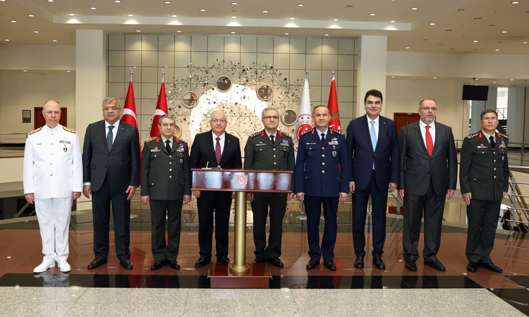 Sıcak Gündem: MSÜ'nün 2026-2027 eğitim yılı açılış töreni İstanbul'da yapıldı; Bakan Güler katıldı: Gelişmeler
