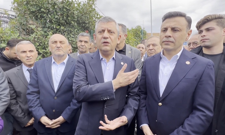 Sıcak Gündem: Özgür Özel, Silivri'de İBB 'Yolsuzluk' davasında savunma öncesi konuştu | İşte Tüm Ayrıntılar