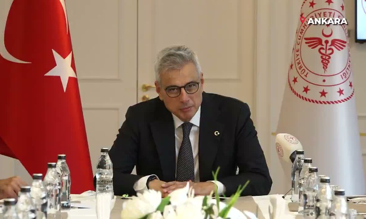 Sıcak Gündem: Sağlık Bakanı Memişoğlu, dereceyle kazanan tıp öğrencilerini Bakanlıkta kabul etti - Son Dakika