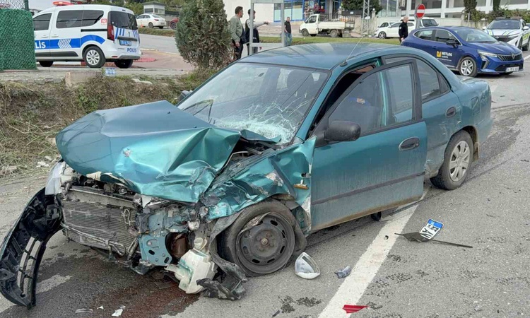 Sıcak Gündem: Samsun’da zincirleme kaza: 2 yaralı ve Merak Edilenler