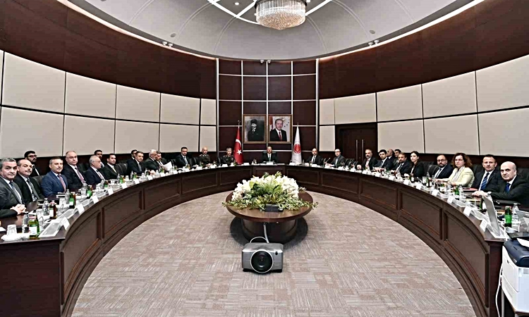 Sıcak Gündem: Savunma Sanayii Başkanı Görgün, NATO Sanayi Angajman Grubu toplantısına katıldı ve Merak Edilenl
