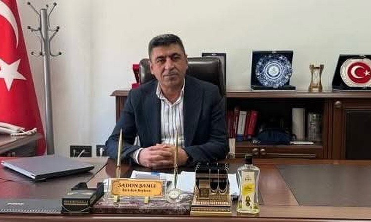 Sıcak Gündem: Şırnak Kasrik Belde Başkanı Sadun Şanlı CHP'den istifa edip bağımsız devam edecek: Gelişmeler Ta