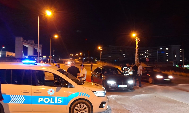 Sıcak Gündem: Sivas'ta üniversite yerleşkesinde asayiş denetimi yapıldı - Son Dakika Bilgileri