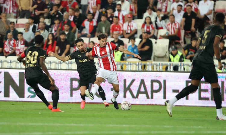 Sıcak Gündem: Sivasspor 2-2 Manisa FK: İki Taraftan 4 Gol