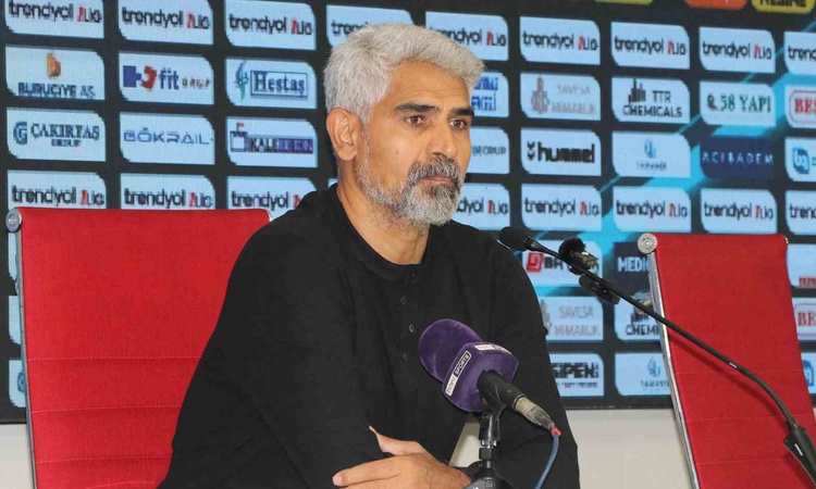 Sıcak Gündem: Sivasspor, Pendikspor'u 4-1 yenip evindeki galibiyet hasretini bitirdi: Gelişmeler Takip Ediliyo