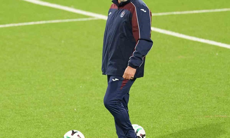 Sıcak Gündem: Trabzonspor, Thomas Reis'le 4 maçta 12 puan alıp zirve farkını 3'e indirdi