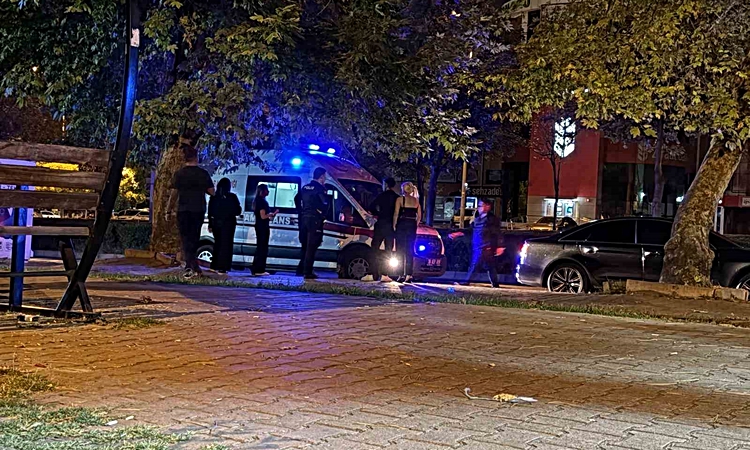 Sıcak Gündem: Trafikte ‘yan bakma’ kavgasında kan aktı: 1 yaralı | İşte Tüm Ayrıntılar