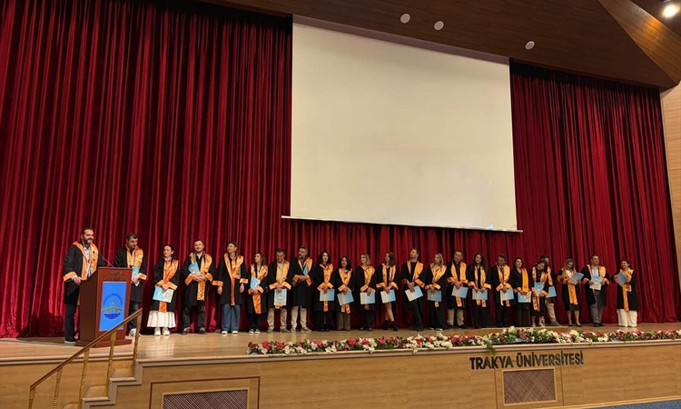 Sıcak Gündem: Trakya Üniversitesi Kimya Bölümü mezunları 24. Mezunlar Günü'nde buluştu