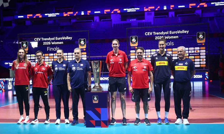 Sıcak Gündem: Voleybolda Yarı Final Heyecanı: Dört Takım Basın Karşısında: Gelişmeler Takip Ediliyor