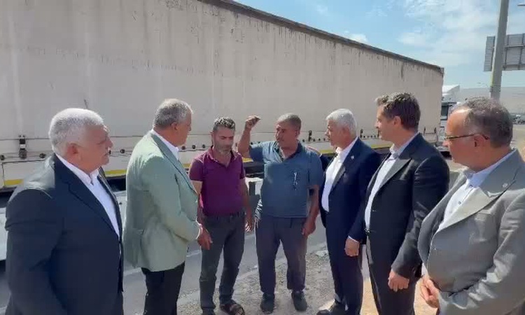 Sıcak Gündem: YENİ Parti heyeti Cilvegözü'nde şoförleri dinledi, 'namaz bile kılamıyoruz' dediler | İşte Tüm A