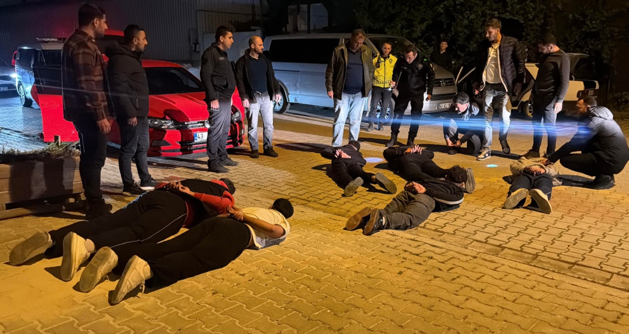 Gündemden Son Bilgiler: Silah sesi sanıldı, egzoz çıktı; 46 bin lira ceza - Son Dakika Haberleri | İşte Tüm Ay