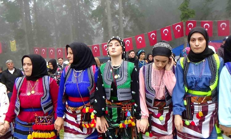 Sinlice Village 27th Göllüalan Festival was held under fog and rain - Breaking News
