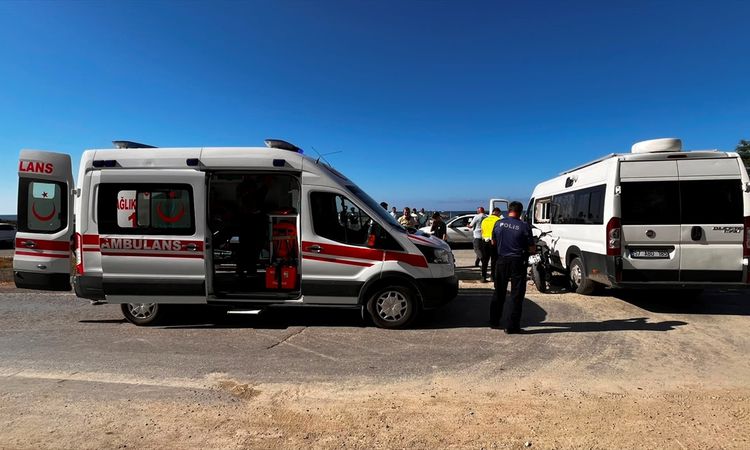 A caravan and a motorcycle collided in Sinop, 1 person was injured - News