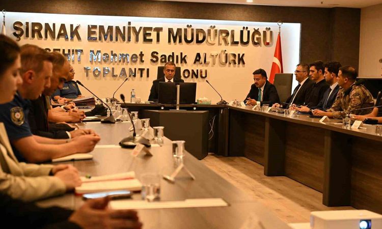 Gündemden Son Bilgiler: Şırnak’ta güvenlik zirvesi: Huzur için yeni yol haritası belirlendi - Haberleri ve Mer