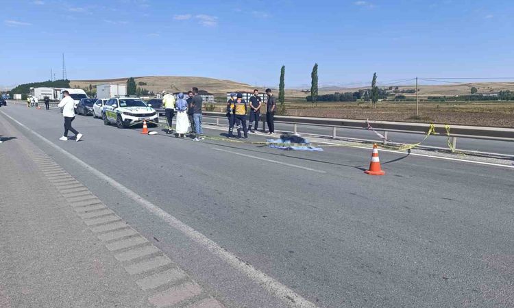 Sivas'ta Motosiklet Kazası: 24 Yaşındaki Sürücü yaşamını yitirdi
