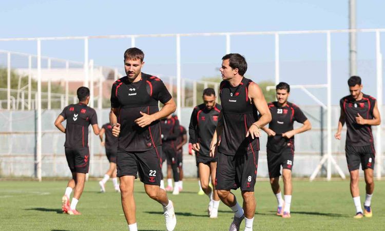 Son Gelişme: Sivasspor, Esenler Erokspor maçına hazır - Haberleri: Gelişmeler Takip Ediliyor