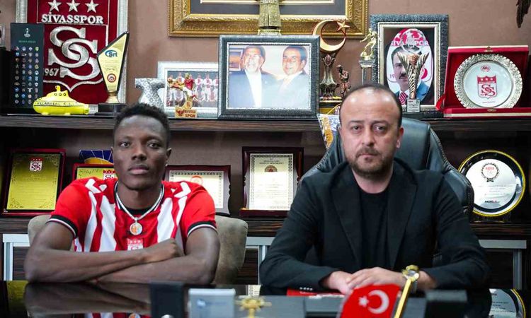 Gündemden Son Bilgiler: Sivasspor, Musah Mohammed ile 2+1 yıllık sözleşme imzaladı - Son Dakika Haberleri | İş