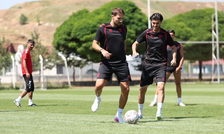 Sivasspor continued its preparations for the new season - News
