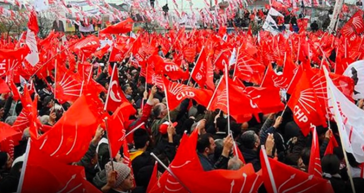 Sıcak Gündem: iddia: CHP'ye kayyum ihtimali konuşulmaya başlandı - Haberleri - Son Dakika Bilgileri