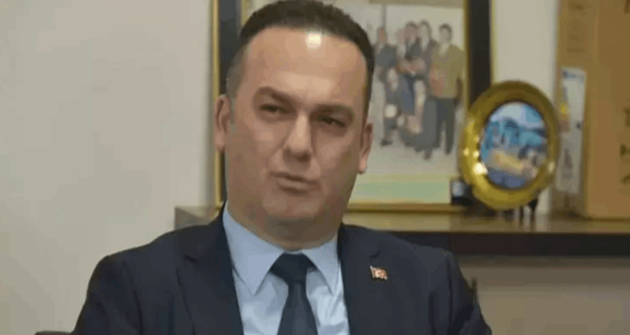 Kritik Açıklama: CHP'de adı taciz skandalına karışan Hasbi Dede'ye ihraç istemi! - Son Dakika ve Merak Edilenl