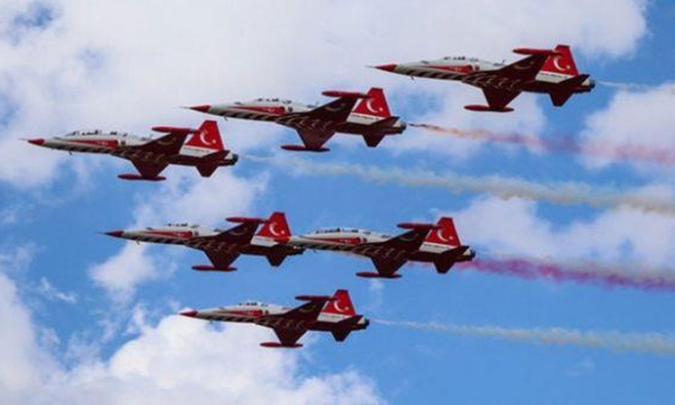Son Gelişme: 29 Ekim SOLOTÜRK gösterisi ne zaman, saat kaçta? Eskişehir 29 Ekim SOLOTÜRK gösterisi nerede? | İ