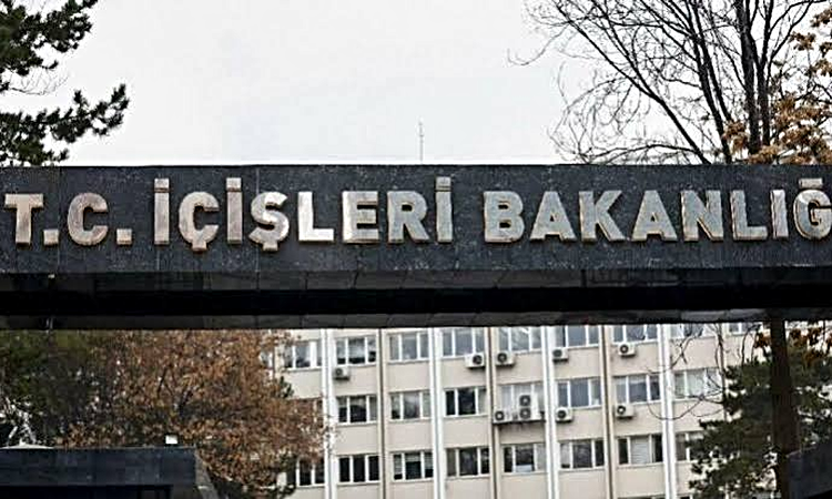 Son Gelişme: 8 ülkede yakalanan 29'u kırmızı bültenle aranan 76 suçlu Türkiye'ye iade edildi