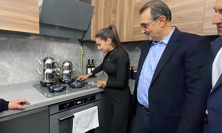 Son Gelişme: AK Parti'li Dönmez, doğal gazın Sevinç Mahallesi'ne 4 ayda ulaştığını söyledi | İşte Tüm Ayrıntıl