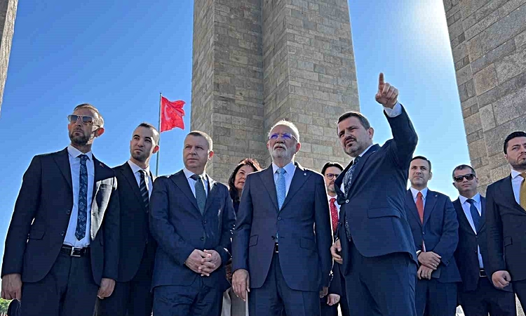 Son Gelişme: AK Parti’li Elitaş: "Terörsüz Türkiye ve Türkiye Yüzyılı inşası için anlayıp, buradaki o günleri