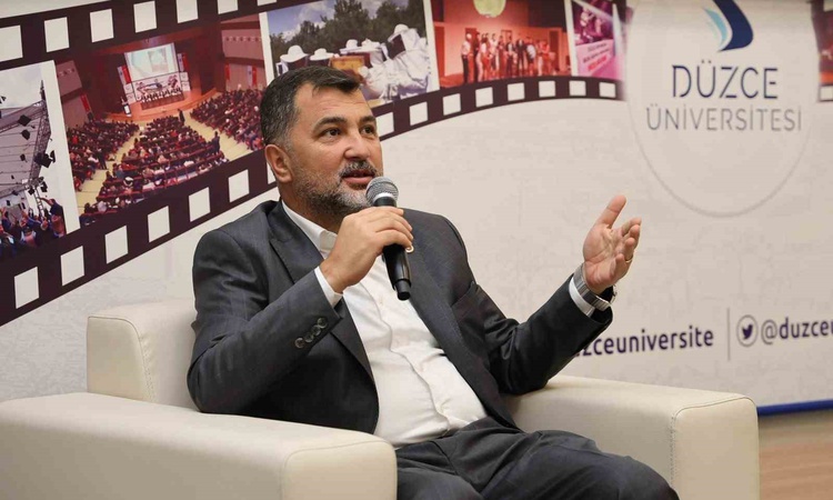 Son Gelişme: AK Partili Öztürk, Düzce Üniversitesi öğrencilerine sadece diploma yeterli değil dedi: Gelişmeler