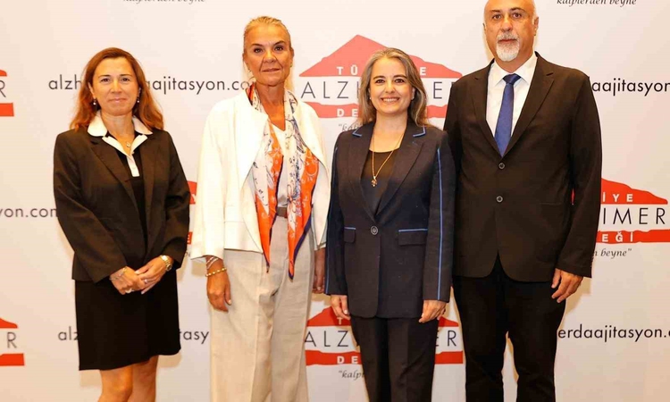 Son Gelişme: Alzheimer’da yeni tedaviler ve erken tanı çalışmaları anlatıldı