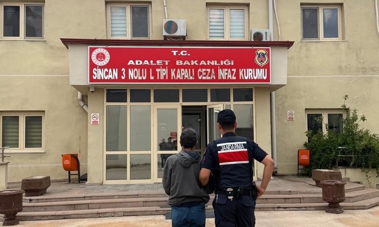 Son Gelişme: Ankara'da jandarma operasyonunda farklı suçlardan aranan 134 kişi yakalandı: Gelişmeler Takip Edi