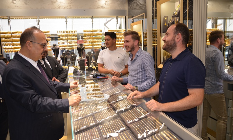 Son Gelişme: Ankara Valisi Canbolat Kahramankazan ilçesini ziyaret etti - Son Dakika Bilgileri